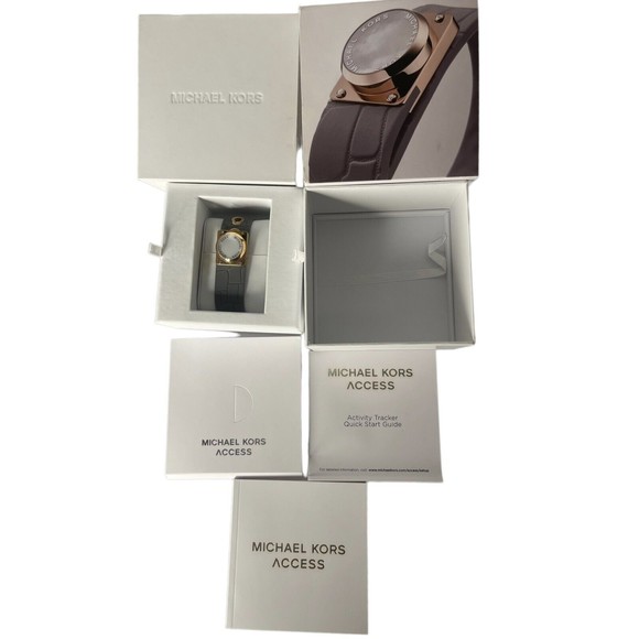 Michael Kors Access Reade Mka101008 Grey/Mother of Pearl Activity Tracker - Picture 1 of 11